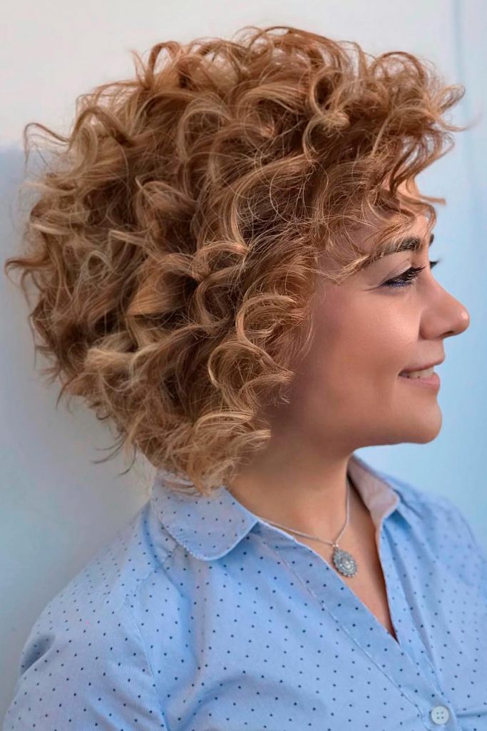 Stacked Curls in Short Bob